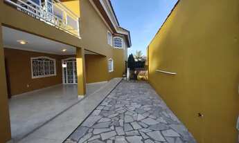 Imagem 4: Casa de condomínio sobrado para venda tem 800 metros quadrados com 5 quartos