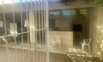 Imagem 7: CASA SOBRADO ATRÁS DO TRE-MT, SEMI-MOBILIADA, C/ ARMÁRIOS E C/ CHURRASQUEIRA, AO LADO SHOP