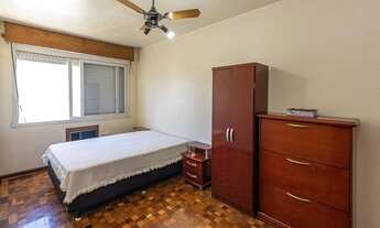 Imagem 3: Apartamento com 2 Dormitorio(s) localizado(a) no bairro Passo da Areia em Porto Alegre