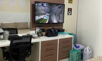 Imagem 13: Sobrado para venda possui 300 metros quadrados com 4 quartos em Jardim Quaresmeira II - Su