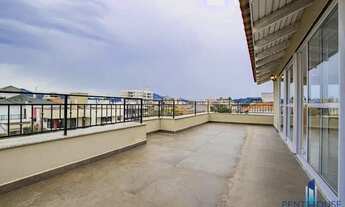 Imagem 5: Casa para Venda em Balneário Camboriú, CENTRO, 3 dormitórios, 3 suítes, 4 banheiros, 3 vag