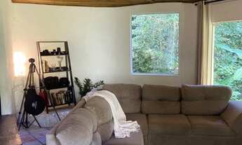 Imagem 6: Quarto grande e bem arejado