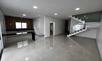 Imagem: Casa para venda tem 268 metros quadrados