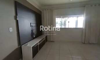 Imagem 4: Casa para aluguel, 5 quartos, 1 suíte, 2 vagas, Jardim Europa - Uberlândia/MG - R$ 2.800,0