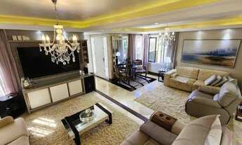 Imagem: Casa para venda tem 326 metros quadrados