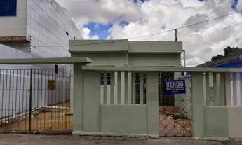 Imagem: Três casas em Garanhuns! Excelente localização