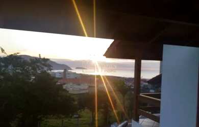 Imagem 3: Duplex em condomínio fechado no Santinho