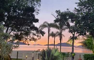 Imagem 8: Casa Angra em condomínio - "pé na areia"- 03 suítes