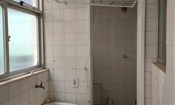 Imagem 7: Apartamento em Vista Alegre, Próximo ao Polo Gastronômico, 02 Quartos + Dependência + Vara