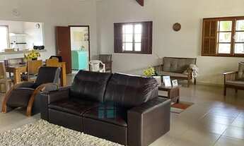 Imagem 4: Casa para venda tem 225 metros quadrados com 4 quartos