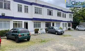 Imagem 3: ALUGO APARTAMENTO TÉRREO NO FAROL DE ITAPUÃ, 1/4 COM QUINTAL, CONDOMÍNIO COM PISCINA, R$ 1