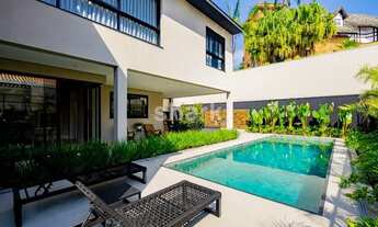 Imagem 2: Casa para locação no Residencial Alphaville 1 com 4 suítes 4 vagas de garagem