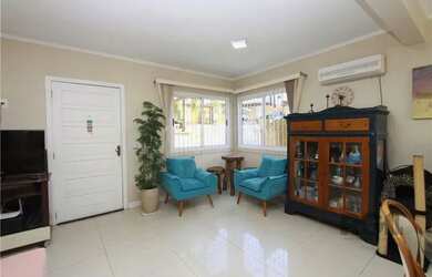 Imagem 2: Casa 3 dormitórios, estilo sobrado no Condomínio Residencial Inter Village