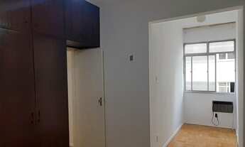 Imagem 7: Apartamento para aluguel tem 66 metros quadrados com 2 quartos em Copacabana - Rio de Jane