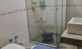 Imagem 6: Lindo Sobrado - 4 drm sendo 2 suítes, quintal, área gourmet, piscina, 4 vagas de garagem