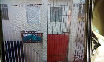 Imagem 2: Kitinete Casa com 1 dormitório