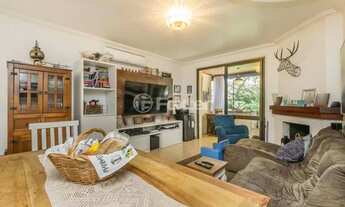 Imagem 2: Apartamento no Petrópolis, 89 m2, com 2 quartos, 1 suíte, churrasqueira na sacada e 2 vaga