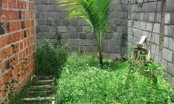 Imagem 5: Casa em fase de acabamento, a 2 KM da praia de madre de deus