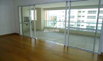 Imagem: Apartamento com 4 quartos, 238 m² à em