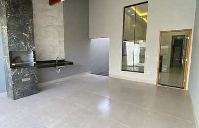 Imagem 2: Casa residencial das flores ao lado do mercado do povo