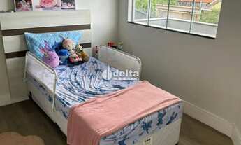 Imagem 7: Casa residencial com 3 quartos sendo 1 suíte disponível para locação no bairro Jardim Botâ