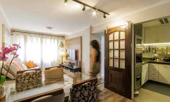 Imagem: Apartamento reformado com 2 quartos no Ahú