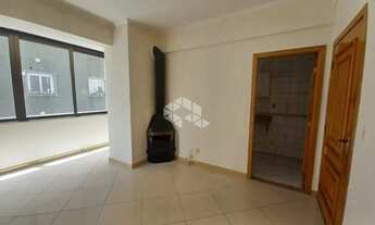 Imagem 3: Apartamento duplex com 1 quarto à venda na avenida Lavras no bairro Petrópolis em Porto Al