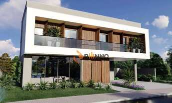 Imagem 2: Casa em Condomínio com 4 Suítes em Santa Felicidade