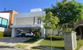 Imagem: Casa de Condomínio com 3 quartos, Cidade