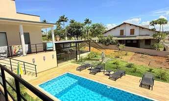 Imagem 9: Linda casa com dois lotes no Ninho Verde 1, contendo 3 suítes, totalmente mobiliada