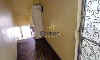 Imagem 5: Casa 3 quartos com amplo terreno e piscina, na Trindade - SG