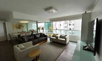 Imagem 6: Apartamento à venda com vista para o mar, com 4 dormitórios, sendo 1 suíte e duas vagas co