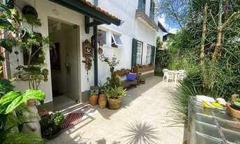 Imagem: Apartamento tipo casa reformado com cozinha