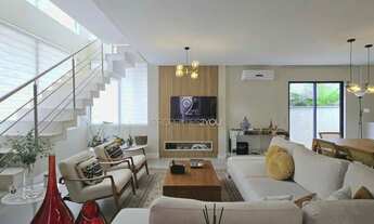 Imagem 4: Casa estilo townhouse 358m² com 3 suítes e terraço nas Mercês - Curitiba - PR