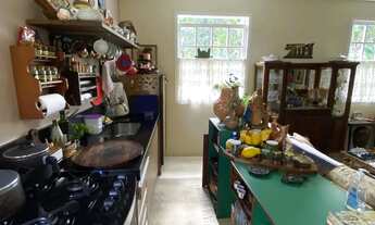 Imagem 7: Apartamento tipo casa reformado com cozinha em conceito aberto, 2 quartos e varandão à ven