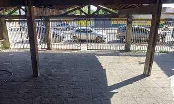 Imagem 7: Casa com salão comercial na Vila Passos a venda