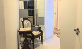 Imagem 7: Casa de condomínio para venda tem 250 metros quadrados com 4 quartos