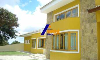 Imagem 3: Casa com lareira e quadra poli esportiva