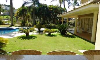 Imagem 6: Casa de condomínio Chamonix para venda tem 565 m2 de construção e terreno de 1.700m2, com