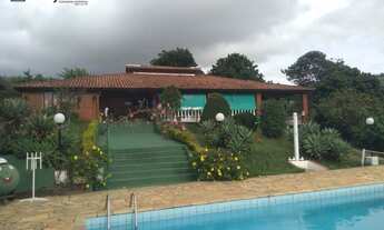 Imagem: Maravilhosa casa de campo, localizada na