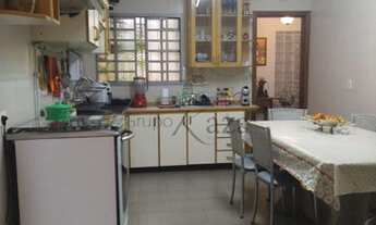 Imagem 7: Casa com Piscina - Parque Industrial - 3 Dormitórios - 300m²