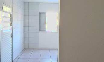 Imagem 3: PORTO ALEGRE - Casa Padrão - Sarandi