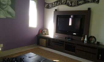 Imagem 4: Belíssimo sobrado em condomínio fechado no Caxambu. 4 ds, sendo 1 suite master com hidroma