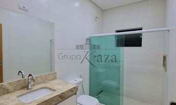 Imagem 6: Casa / Padrão - Bosque dos Eucaliptos - Venda - Residencial