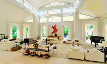 Imagem 7: Casa em condomínio Quinta da Baroneza, Projetada por João Armentano, 1765m², elevador, 6 s