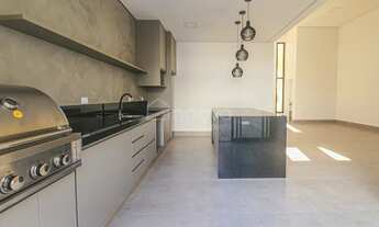 Imagem 6: Casa térrea com 3 quartos, 1 suíte com closet, cozinha com ilha, recém construída