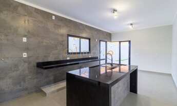 Imagem 3: Casa de condomínio para venda tem 207 metros quadrados com 3 quartos