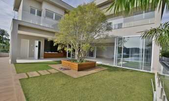 Imagem 2: Linda Esquina | Casa Nova | Suíte Máster 110m²