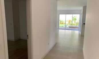 Imagem 2: Casa de condomínio fechado