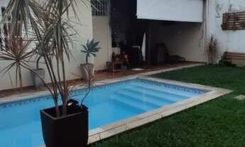 Imagem 4: ÓTIMA CASA COM 5 DORMITÓRIOS (SENDO 3 SUÍTES